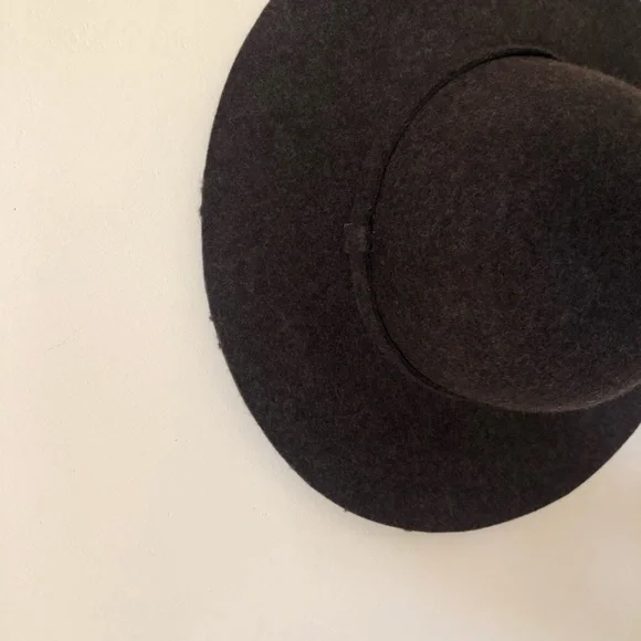 Anthropologie Hat - Picture 4 of 5